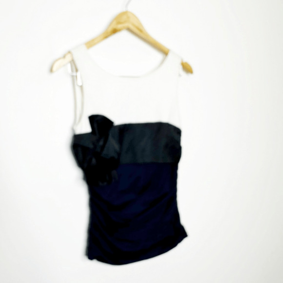 PAULE KA Sleeveless Bow Knot Detail Color block Top white ruched knot womens S - Picture 2 of 6
